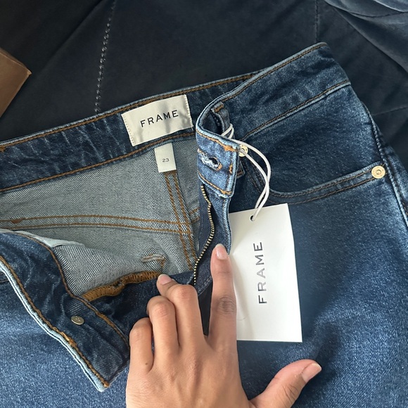 Frame Denim The Ruler high-rise slim-leg jeans. - Picture 5 of 6